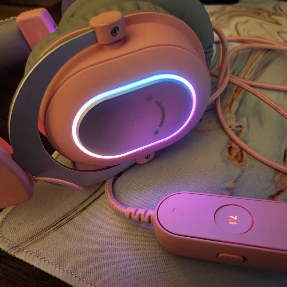 NIB Pink RGB Gaming Headset - Picture 1 of 6
